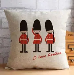 ロンドン衛兵デザインクッションカバー