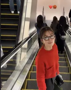 ZARA ソフトニットクロップドセーター