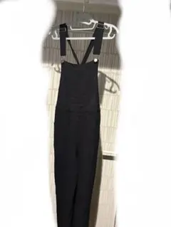 ブラックサロペット