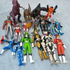 ウルトラマン　ソフビ　フィギュア　恐竜　まとめ　セット　バルタン星人