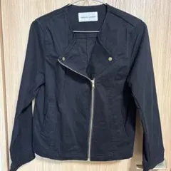 アルファベッツアルファベット　ブラック ジッパー付きジャケット