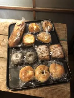 焼きたてパン！お買得セット6/31発送☺︎パンのサムネイル
