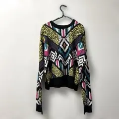 H&MトレーナーサイズSネイティブ柄