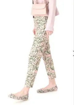 【お買い得‼︎】ツルバイマリコオイカワ/花柄パンツ/サイズ34 2025年最新】TSURU by Mariko Oikawa カジュアルパンツの人気アイテム