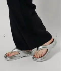 【PAES】メタリック NEW FLIPFLOP タビサンダルのサムネイル