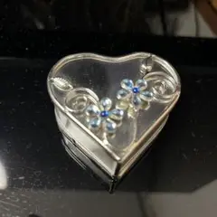 ハート型小物入れ