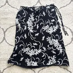 限定価格LAURA ASHLEY フレアスカート サイズ15のサムネイル
