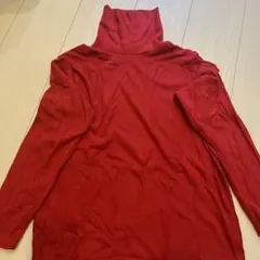 赤 ハイネック ヒートテック
