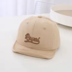 021赤ちゃん ベージュ 帽子 キャップ ロゴ キッズ ベビー 子供カジュアル