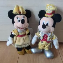 ディズニー　30周年　ミッキーミニー　ぬいぐるみバッチ