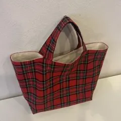 ハンドメイド　赤タータンのチェック柄　トートバッグ