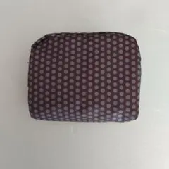 LeSportsac レスポートサック 使い易い小型ポーチ ブラウン地にドット柄