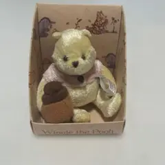 東京ディズニーランド　Classic Pooh ぬいぐるみバッジ　くまのプーさん