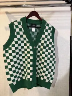 Item thumbnail for item 8740a06c-4e98-4127-b37f-65a2171ce8ba