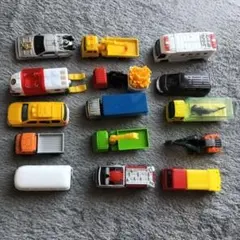 トミカ はたらく車　まとめ売り 15台セットのサムネイル