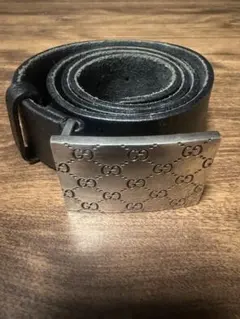 Gucci GGロゴレザーベルト