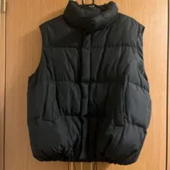 黒 ダウンベスト
