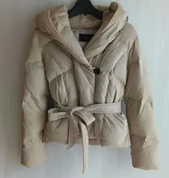 VICKY ベージュ ダウンジャケット ウエストベルト付き　2