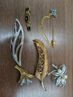 ブローチ　まとめ売り