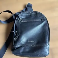 COACH ブラックレザー ボディバッグ