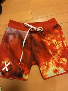 限定モデル インフィニティ フィジーク サーフパンツ 28インチ M インフィニティ INFINITY フィジーク サーフパンツ 上里譲28 - メルカリ