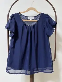 Item thumbnail for item ce9c9811-93b5-4ddb-9e77-be6e982f11c2