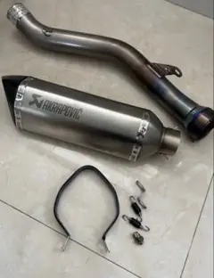 アクラポビッチ メガホン ペア チタニウム レーシング Z1000 - メルカリ