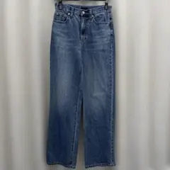 ユニクロ　レディースストレートジーンズ　58.5