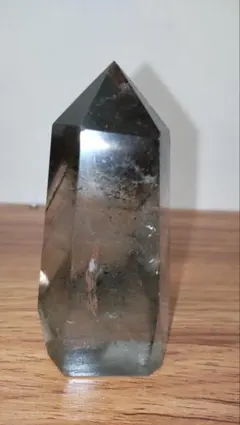 天然石　ガーデンクォーツ　ポイント　六角柱　虹入り