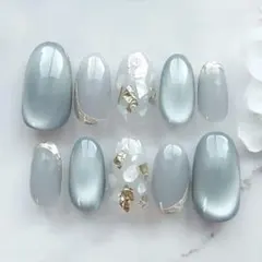 おしゃれなグレーカラーのマグネットネイル　結婚式　成人式　卒業式　ブライダル