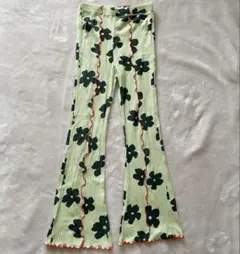 マーキーズ　ソウガラリブフレアーパンツ　140