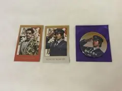 龍が如く 冠婚葬祭展 ショットイメージカード 缶バッジ 真島 足立 セット