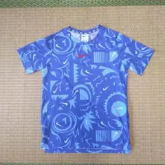 ナイキトップス　子供用　スポーツウェア