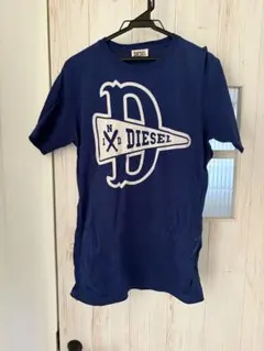 美品！DIESEL ロゴ入り 青 TシャツサイズS