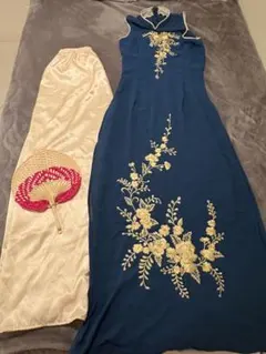 ベトナム　アオザイ