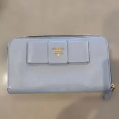 プラダ 長財布 フィオッコ フラップ リボン サフィアーノ パスケース