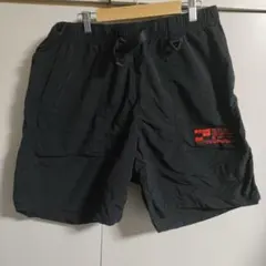 GU　ブラックショートパンツ ロゴプリント