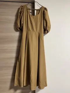 w closet バックオープンブラウンワンピースのサムネイル