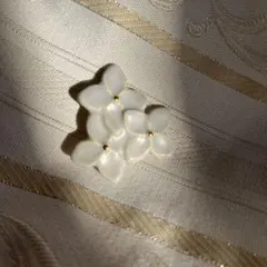 京都有名陶芸家さま作品アジサイ花モチーフ 陶器ブローチ