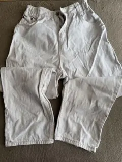 ホワイト ストレートデニム Sサイズ
