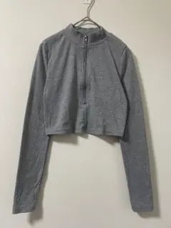 匿名配送　SHEIN グレー 長袖 クロップトップ Sサイズ　2-58