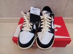 新品未使用　NIKE Wmns Dunk Low PRM