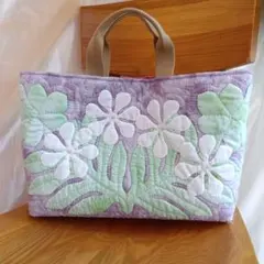 ハワイアンキルト　バッグ　ハイビスカス