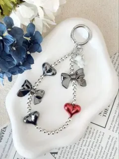 Item thumbnail for item 70d8cfb7-ebcc-4f3a-99ff-4b3a42c8644d