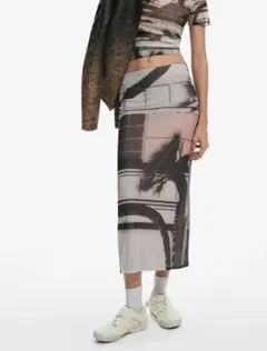 Desigual ロングスカート メッシュ 総柄 抽象的 Y2K 写真モーティブのサムネイル