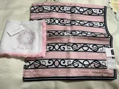 ニナリッチ　大判ハンカチ　シルク混　タオルハンカチ