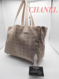 CHANEL シャネル　ニュートラベルライン　ギャランティカード付　ベージュ