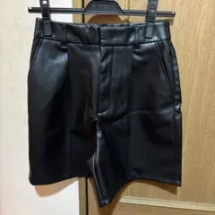 GU ブラック レザー　ショートパンツ　S