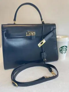 【専用］レザー ショルダーバッグ ゴールド金具　マドラス日本　 良品　自立のサムネイル