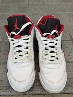 Item thumbnail for item 093c51d5-29f6-40ad-a85f-8b33da76b6c8